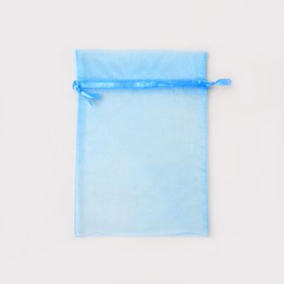 Size: 22x15cm Turquoise organza bag