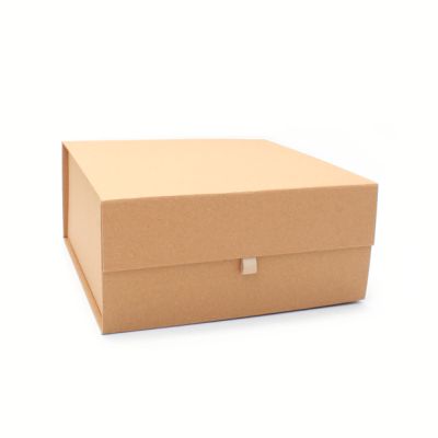 25x25x12cm. Kraft fold flat gift box. Magnetic closure