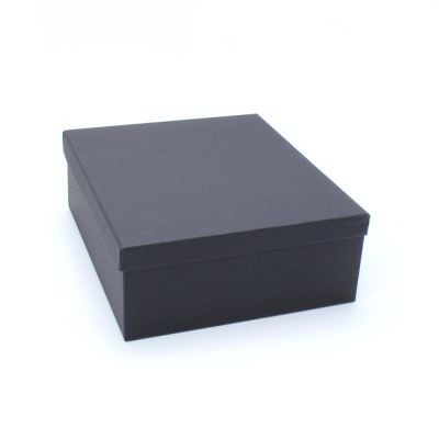 Bulk Clearance. 20x17x7cm. Black gift box.