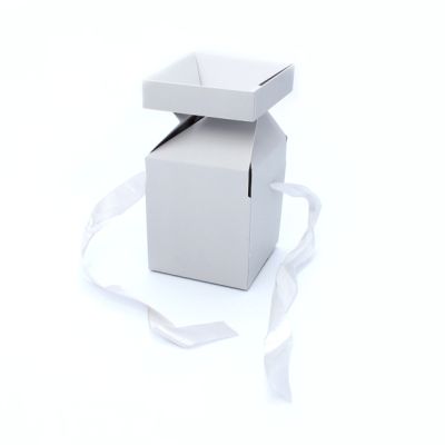 Bulk Clearance. 8.5x8.5x10cm. Dove Grey folding gift box with lid & ribbon tie