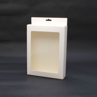 Bulk Clearance. 20x15x4cm. Off White gift box with window & Euro hole