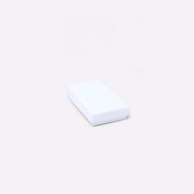 8x5x2cm. NO INSERT. White gift box.